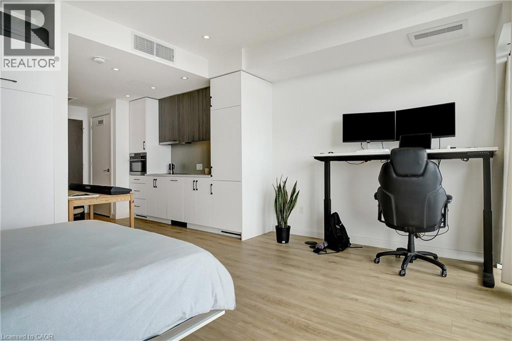 Photo 9 of 741 King Street W Unit 1710, Kitchener ON