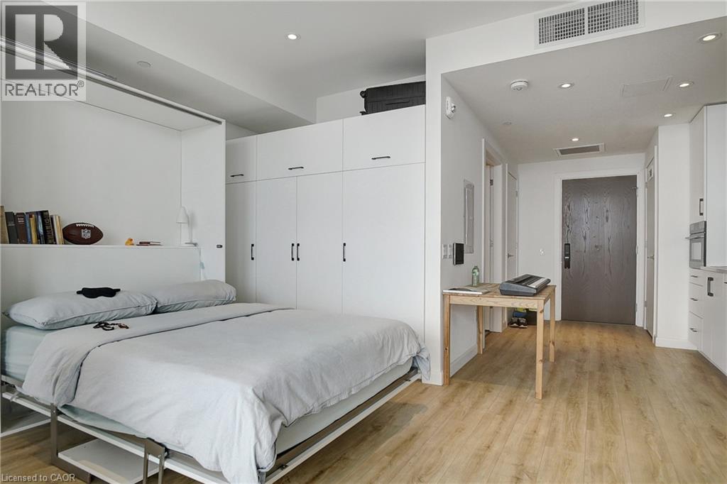 Photo 8 of 741 King Street W Unit 1710, Kitchener ON