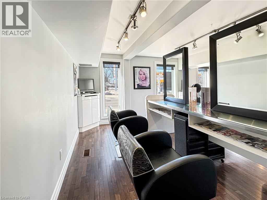 Photo 35 of 423 King Street E Unit 1, Cambridge ON