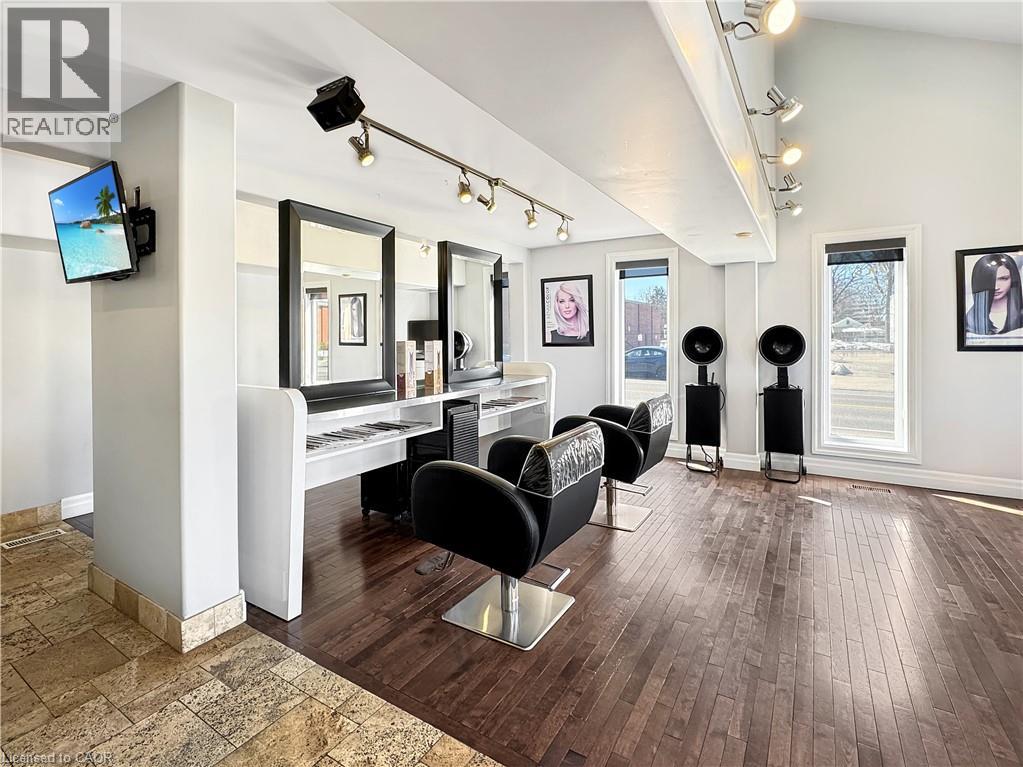Photo 13 of 423 King Street E Unit 1, Cambridge ON