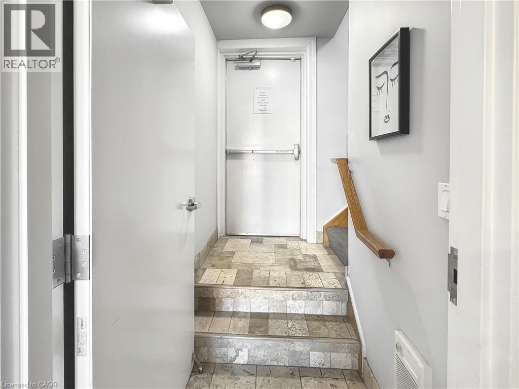 Photo 18 of 423 King Street E Unit 1, Cambridge ON