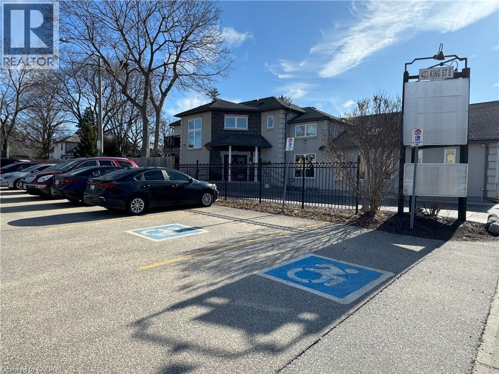 Photo 2 of 423 King Street E Unit 1, Cambridge ON