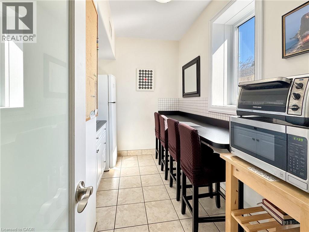 Photo 20 of 423 King Street E Unit 1, Cambridge ON