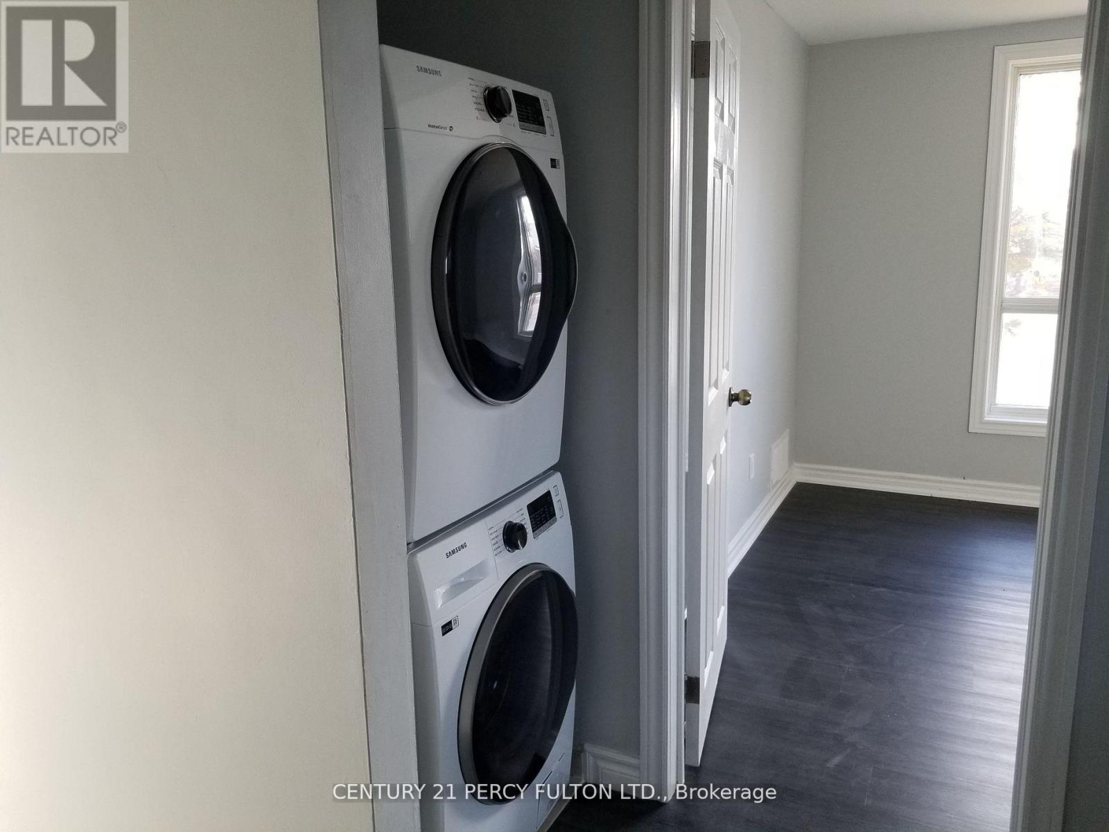 Photo 10 of Mainflr 401 Anderson Street, Whitby ON