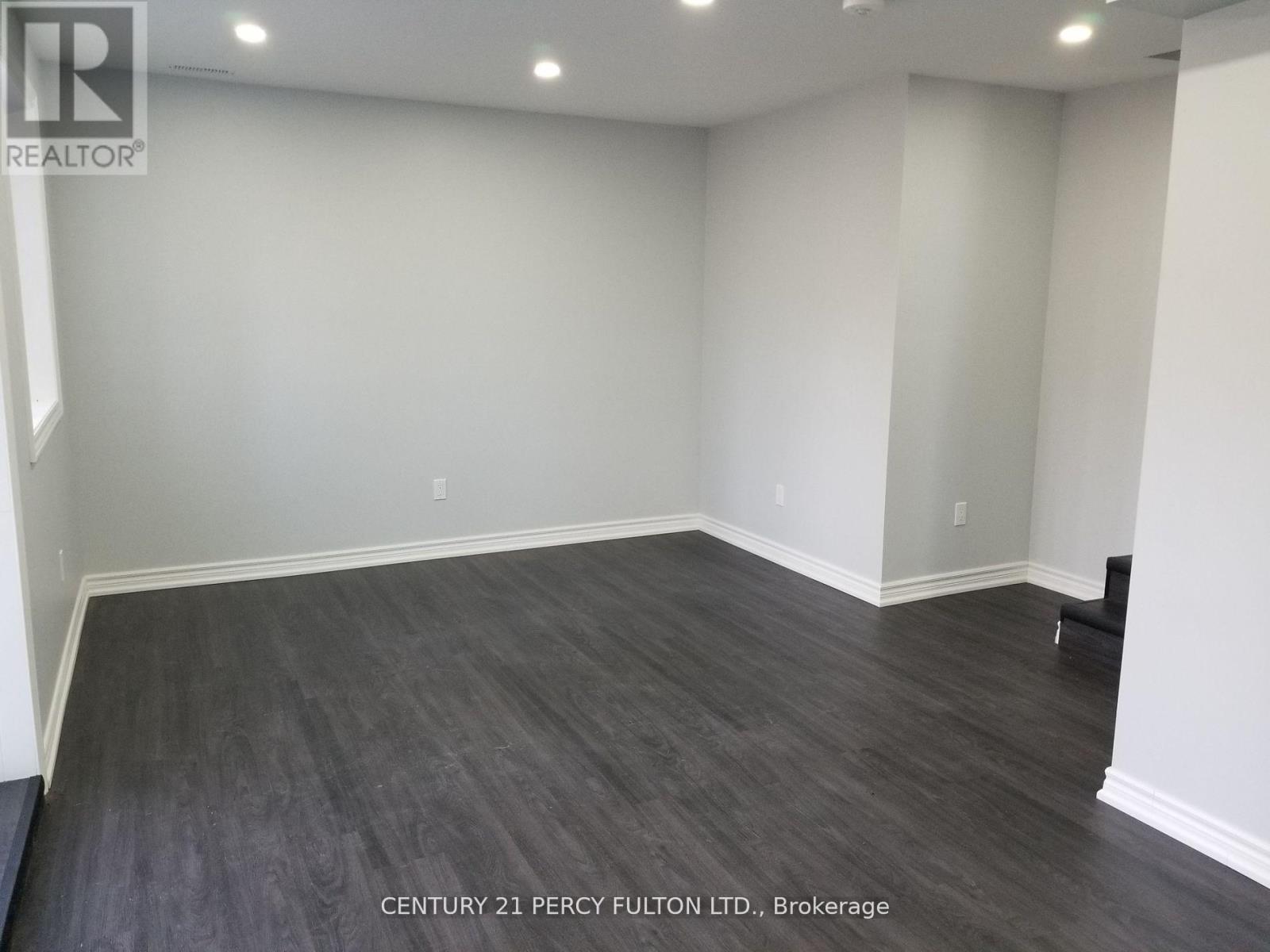 Photo 1 of Mainflr 401 Anderson Street, Whitby ON