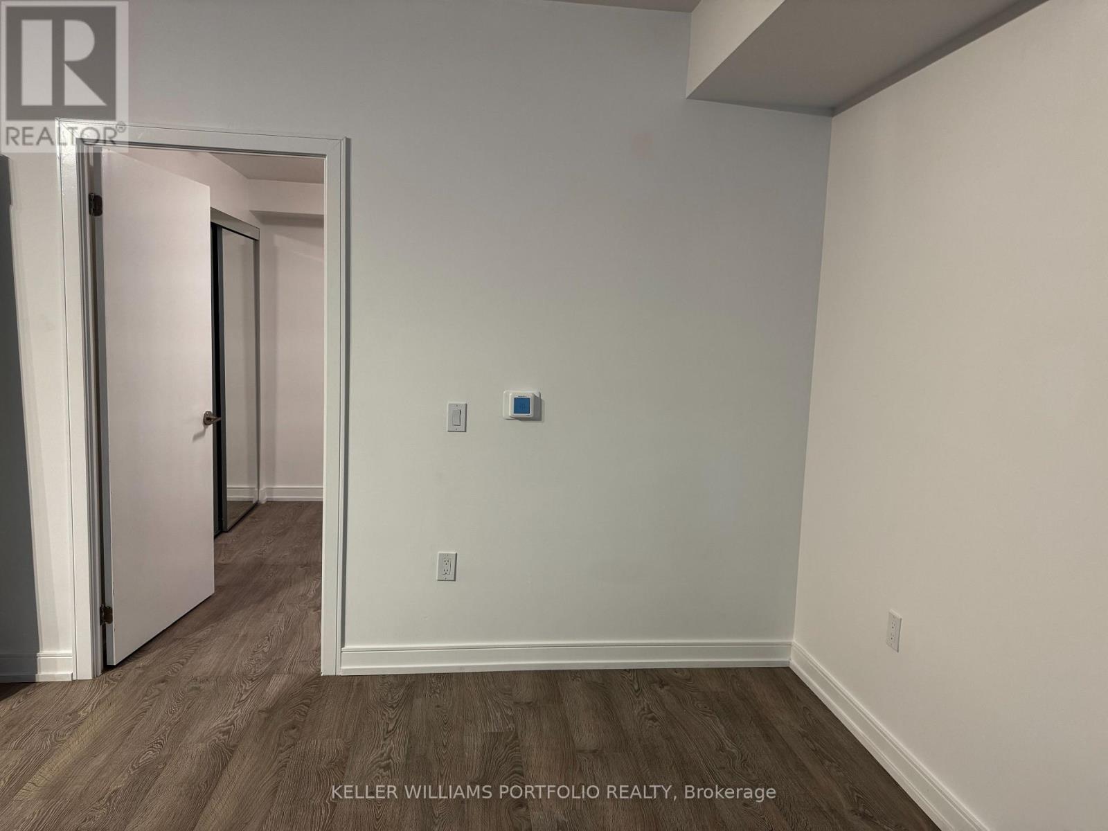 Photo 5 of 20 172 Clonmore Drive, Toronto ON