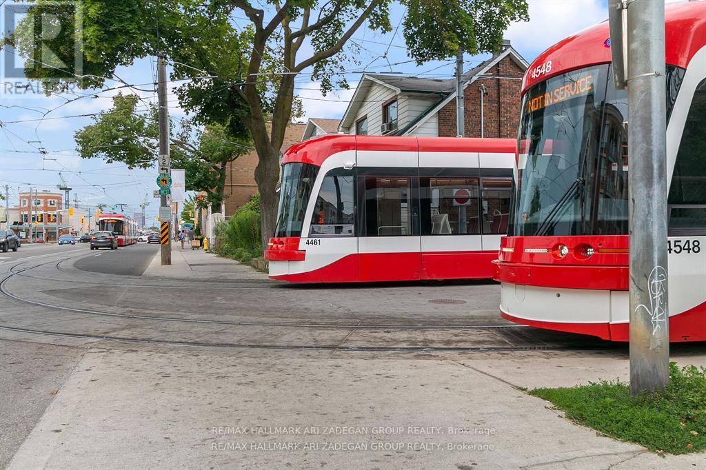 Photo 9 of 3 16 Minto Street, Toronto ON