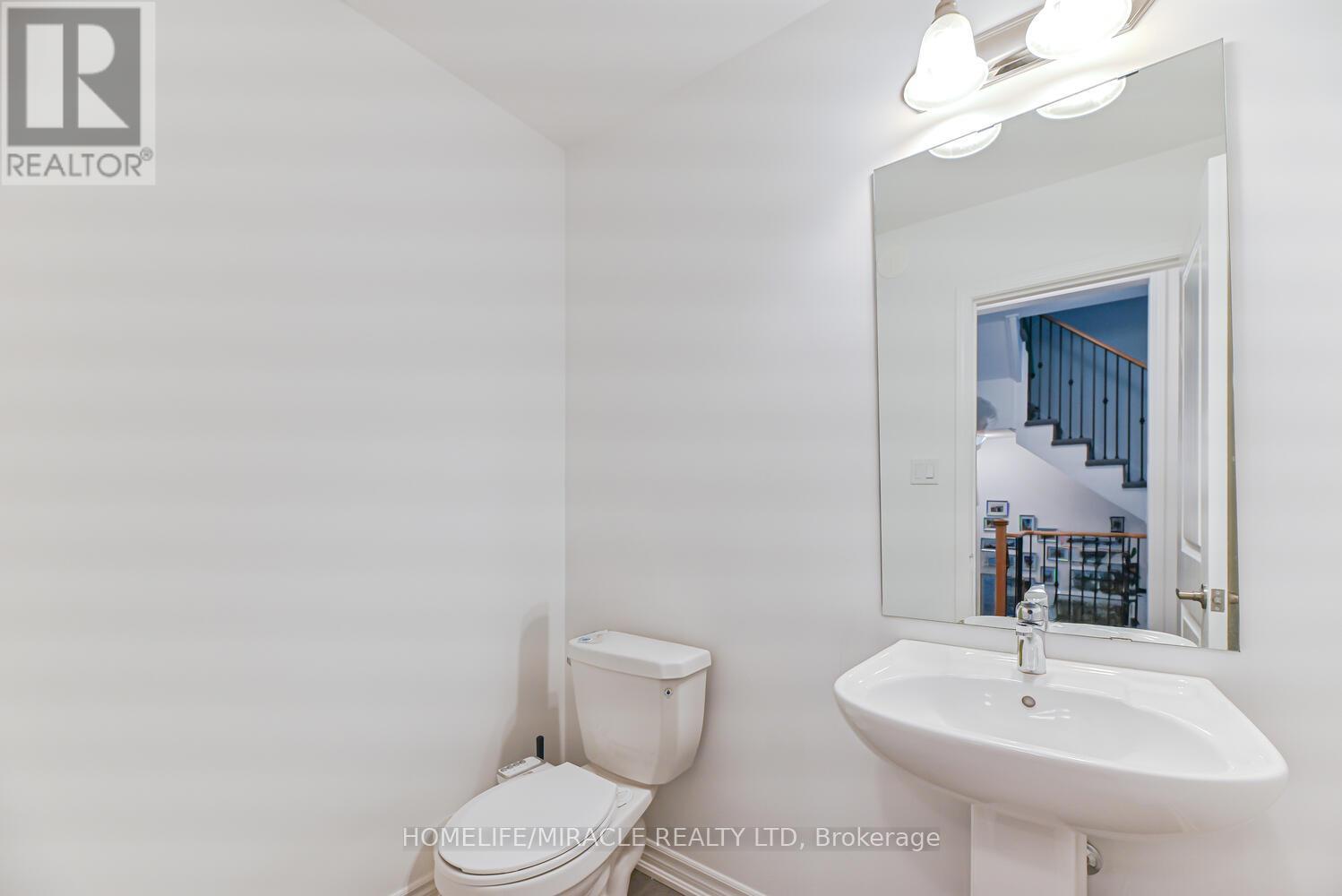 Photo 38 of 138 Elgin Street, Orillia ON