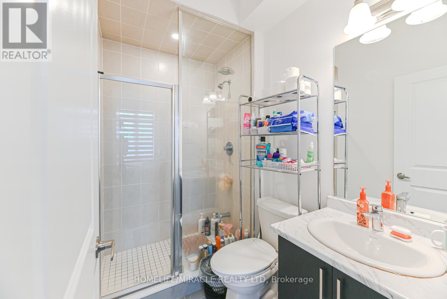 Photo 41 of 138 Elgin Street, Orillia ON