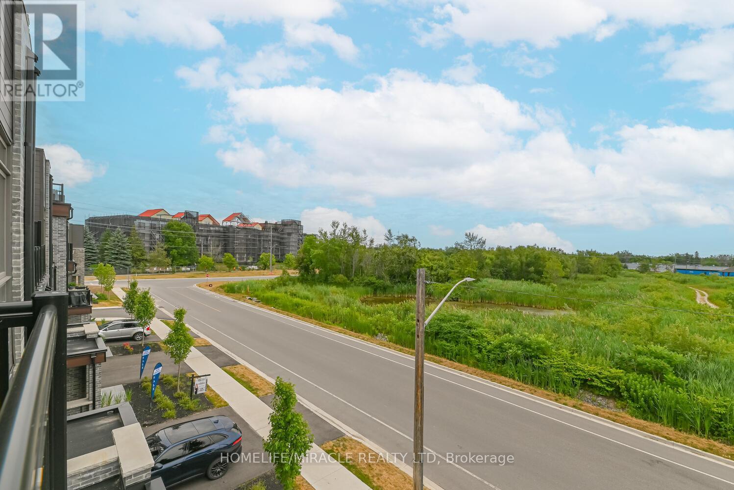Photo 6 of 138 Elgin Street, Orillia ON