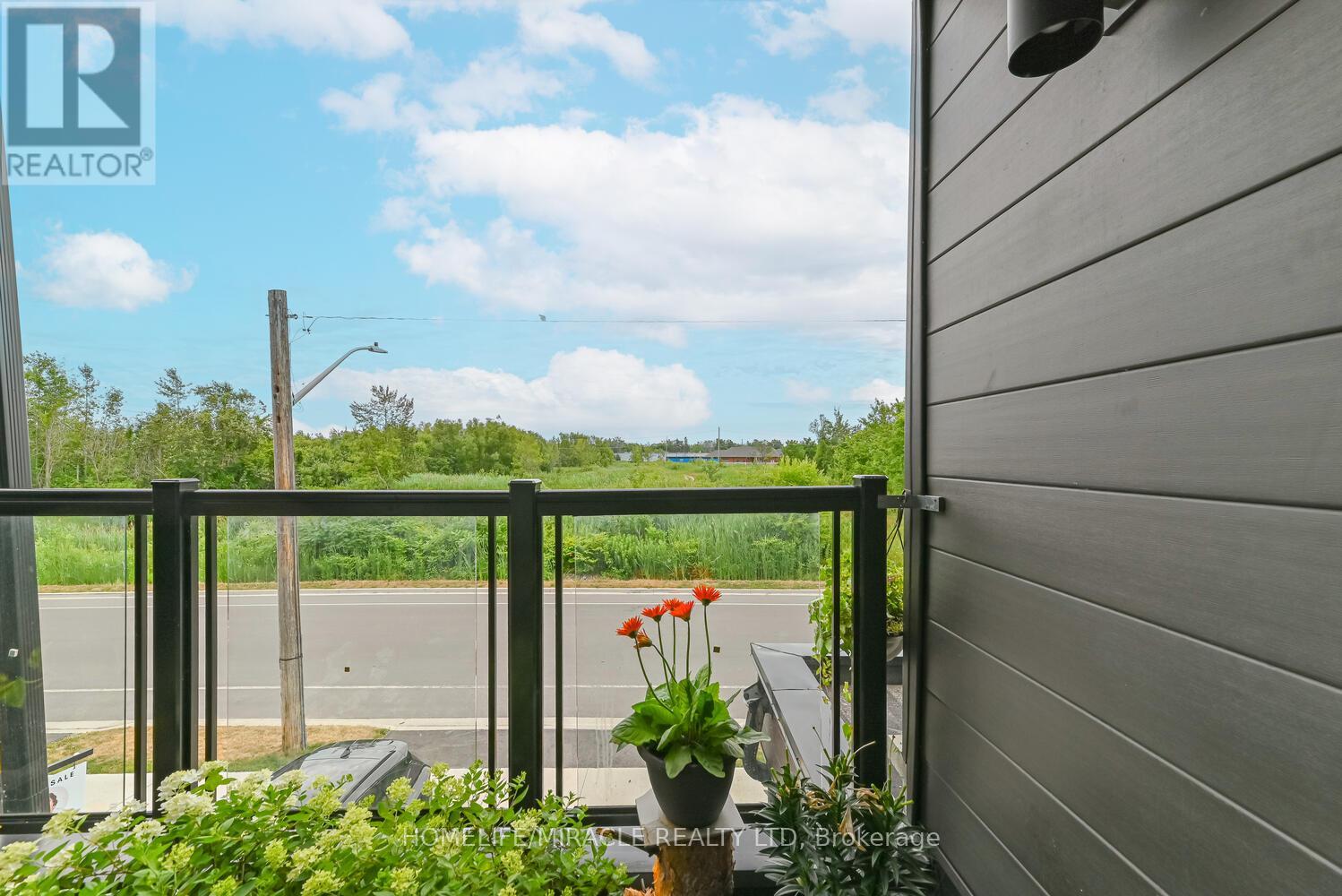 Photo 21 of 138 Elgin Street, Orillia ON
