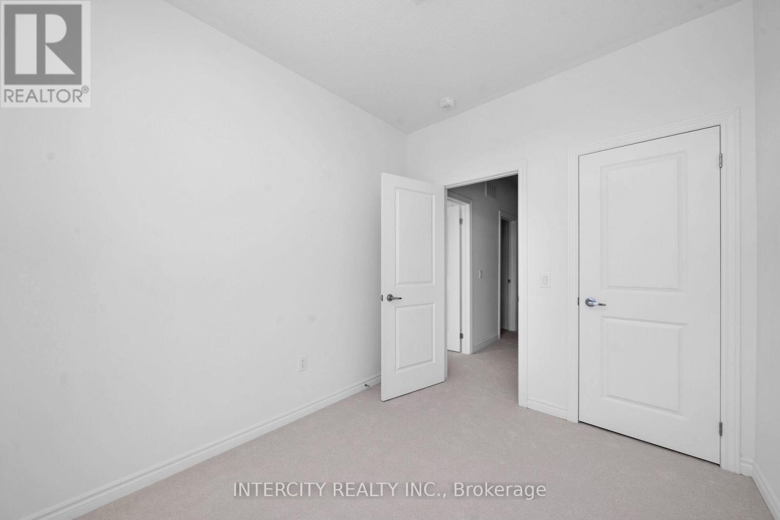 Photo 22 of 8 Radisson Street, Vaughan ON