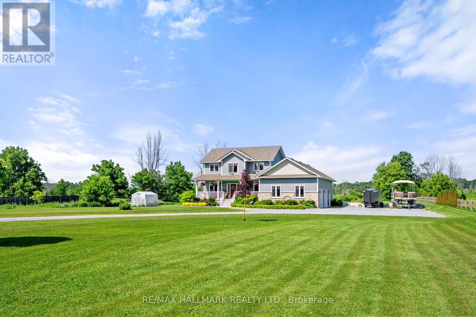 Photo 2 of 185 Riverbank Drive, Georgina ON