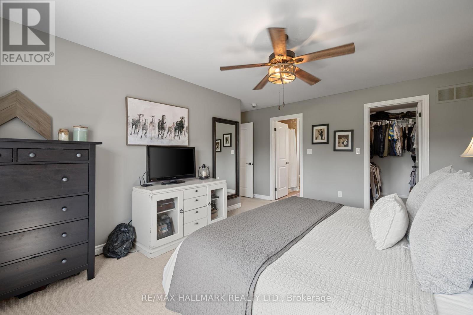 Photo 24 of 185 Riverbank Drive, Georgina ON