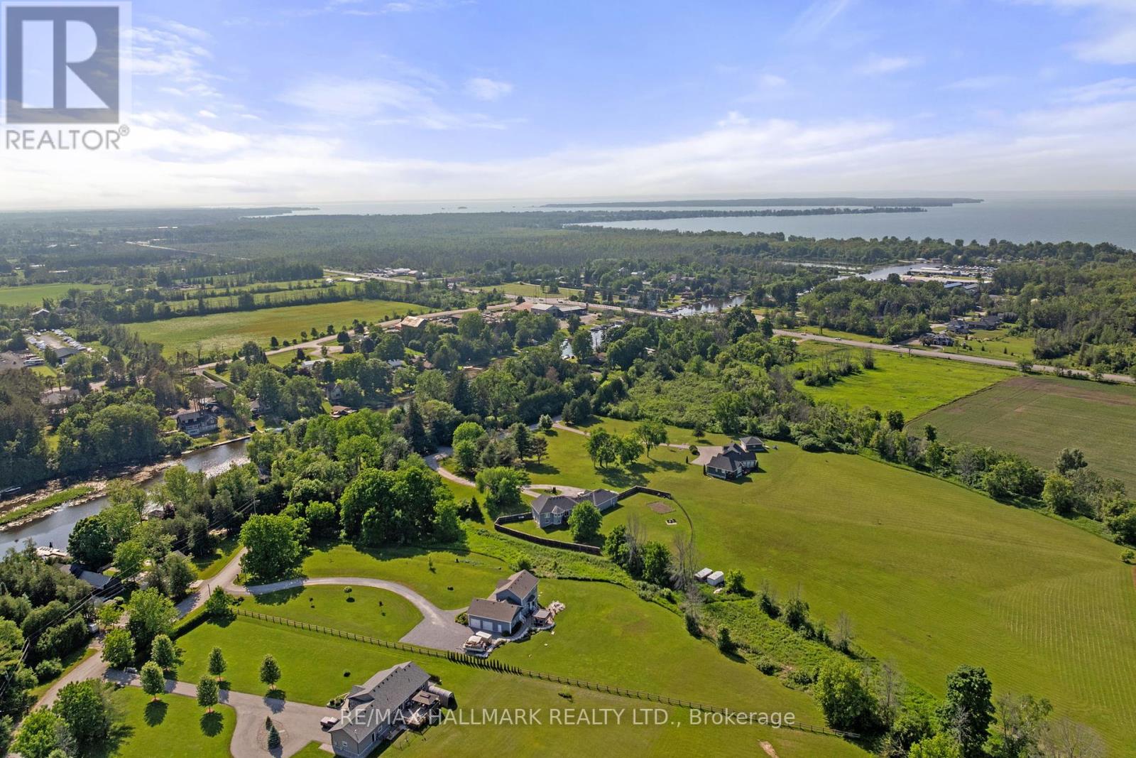 Photo 49 of 185 Riverbank Drive, Georgina ON