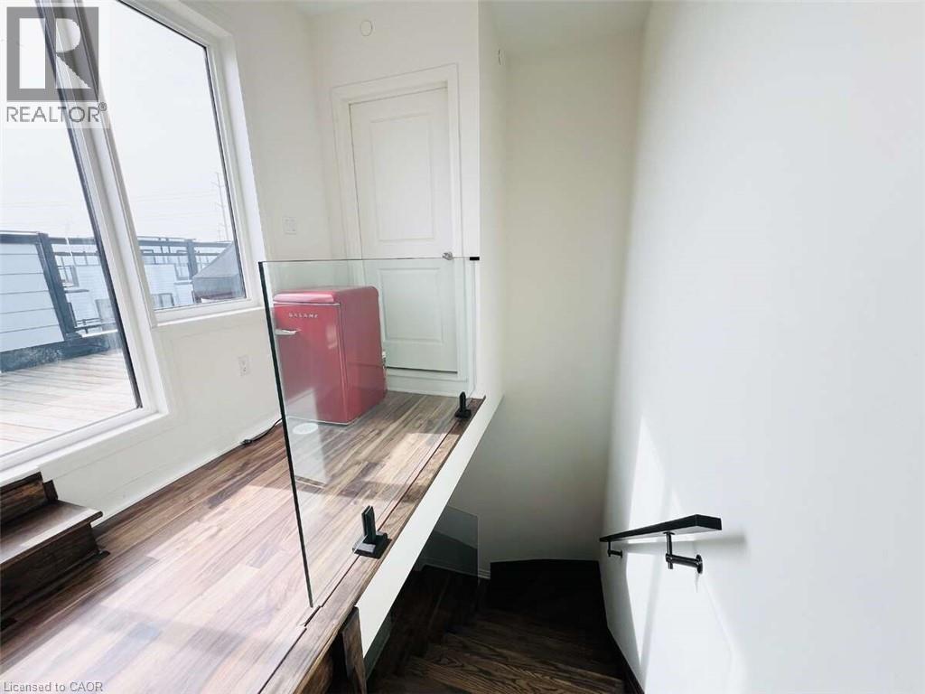 Photo 10 of 2255 Mcnab Lane Unit 9, Mississauga ON