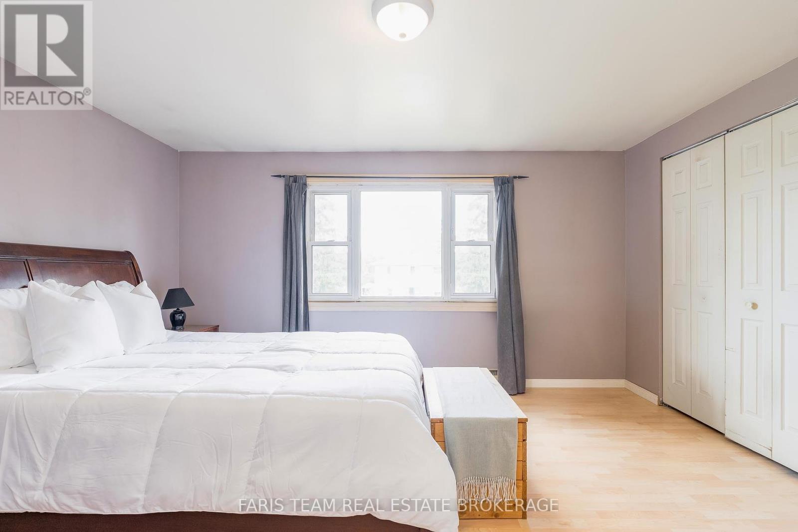 Photo 12 of 67 Gibbard Crescent, Collingwood ON