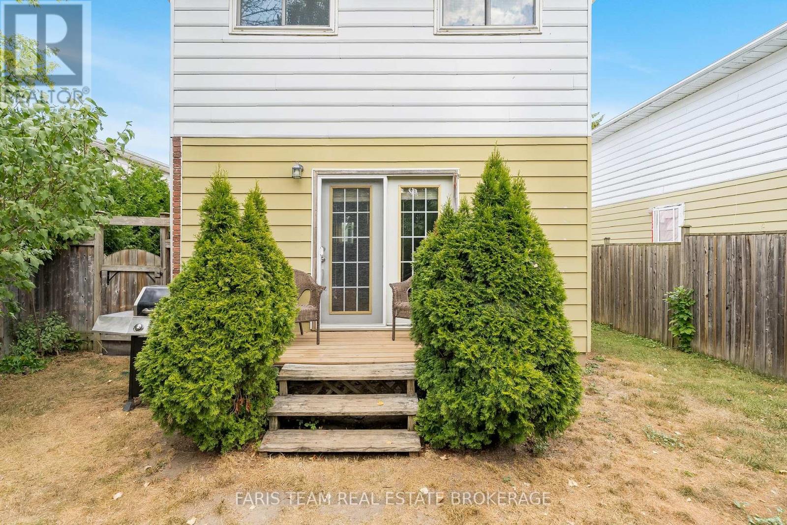 Photo 19 of 67 Gibbard Crescent, Collingwood ON