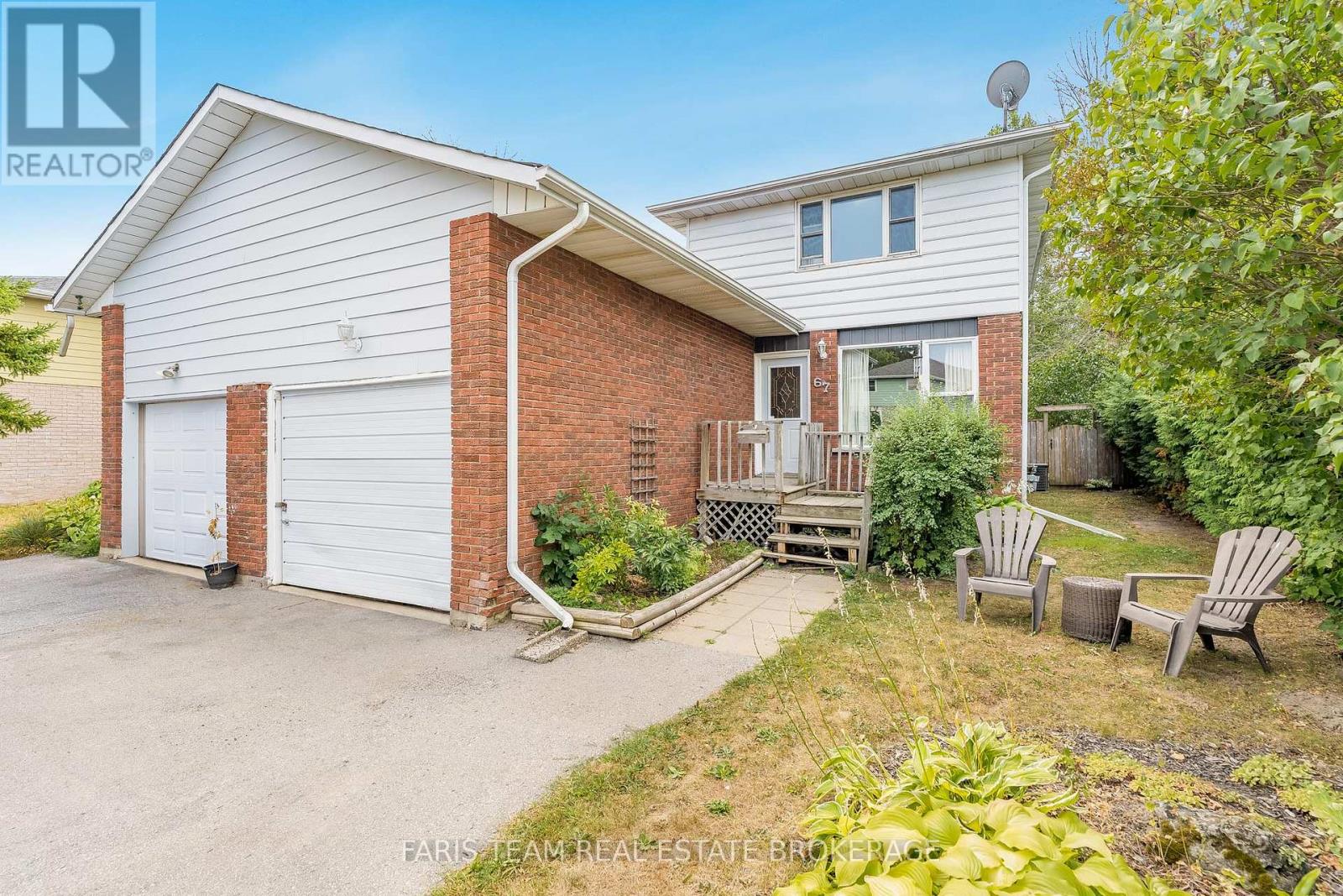 Photo 2 of 67 Gibbard Crescent, Collingwood ON