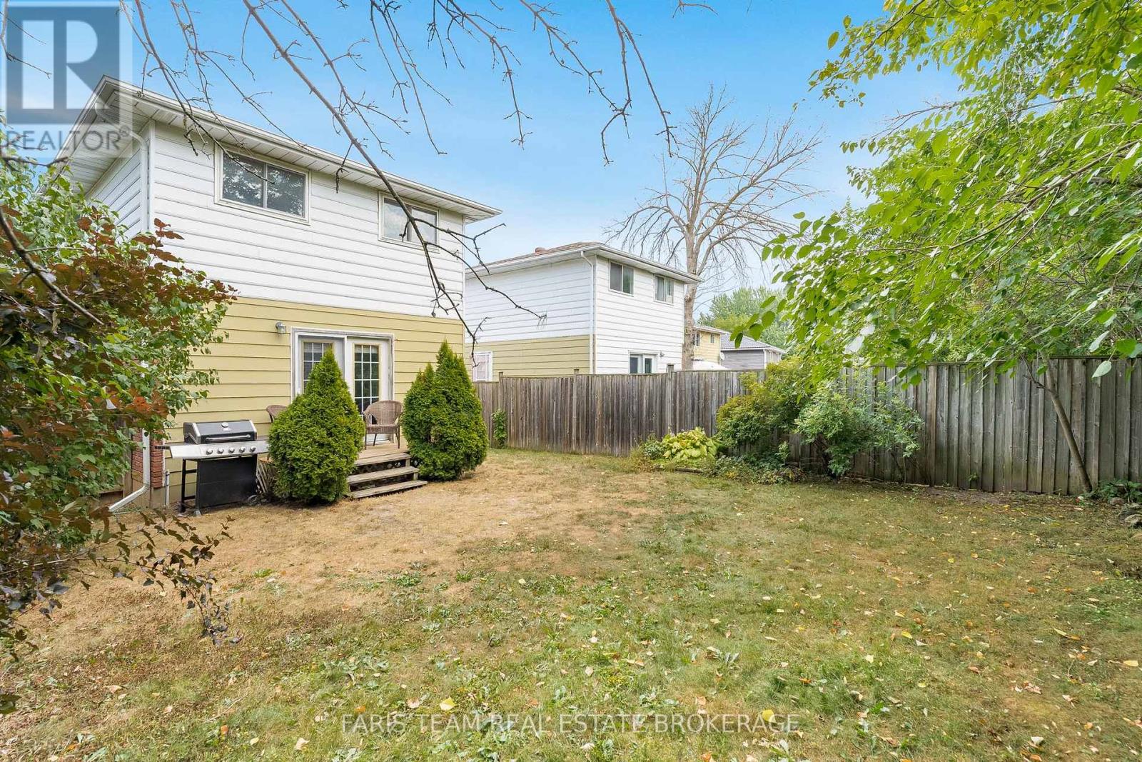 Photo 22 of 67 Gibbard Crescent, Collingwood ON