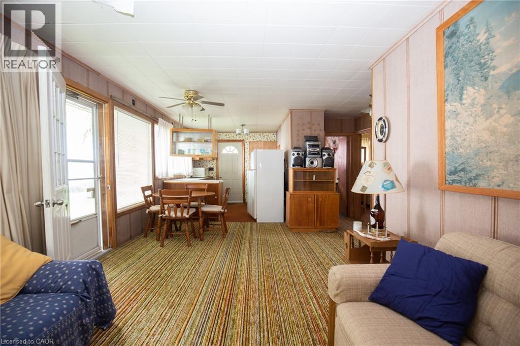 Photo 28 of 12 Smelsers Cove Ln, Selkirk ON