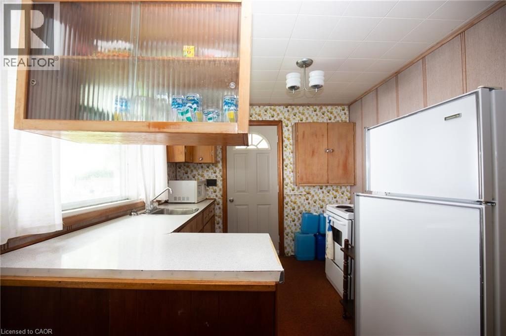 Photo 22 of 12 Smelsers Cove Ln, Selkirk ON