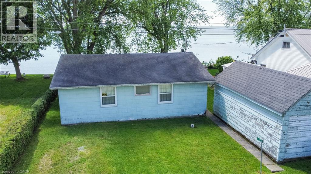 Photo 31 of 12 Smelsers Cove Ln, Selkirk ON