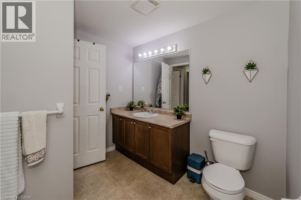 Photo 21 of 120 Dudhope Avenue Unit 20, Cambridge ON