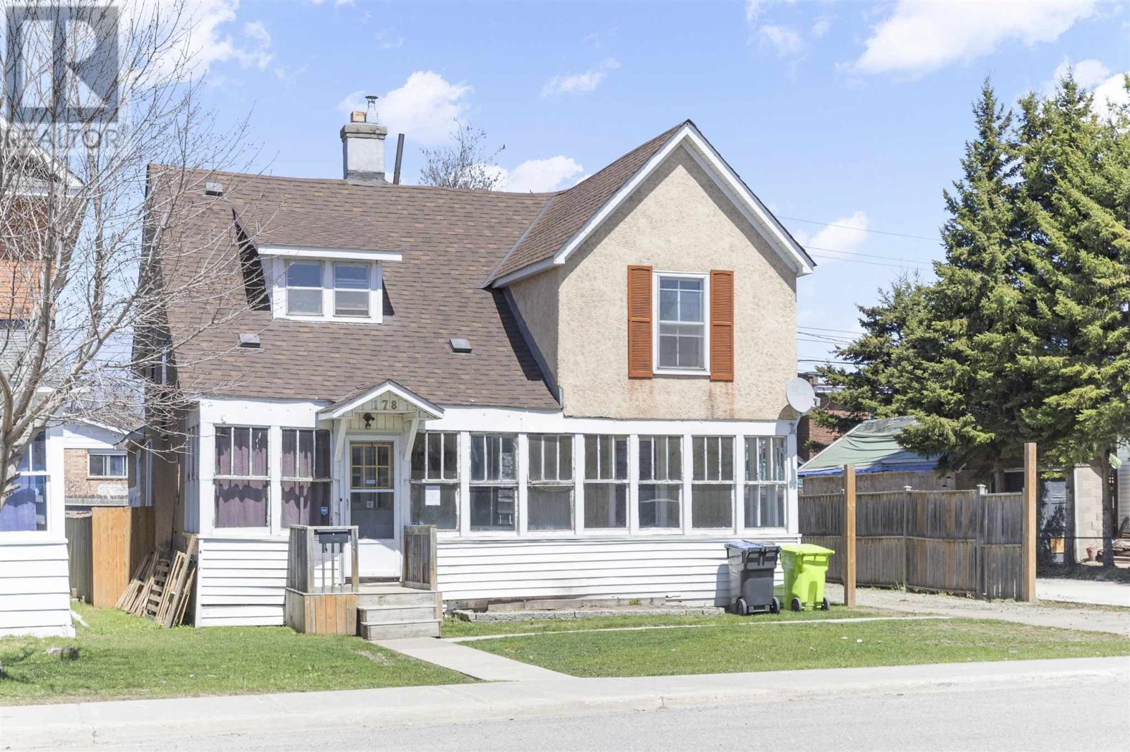 Photo 5 of 178 Albert St, Sault Ste Marie ON