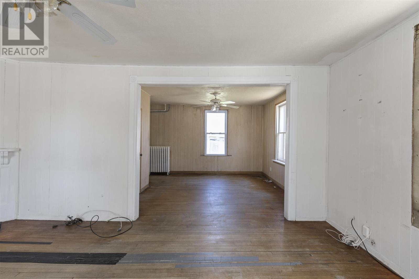 Photo 15 of 178 Albert St, Sault Ste Marie ON