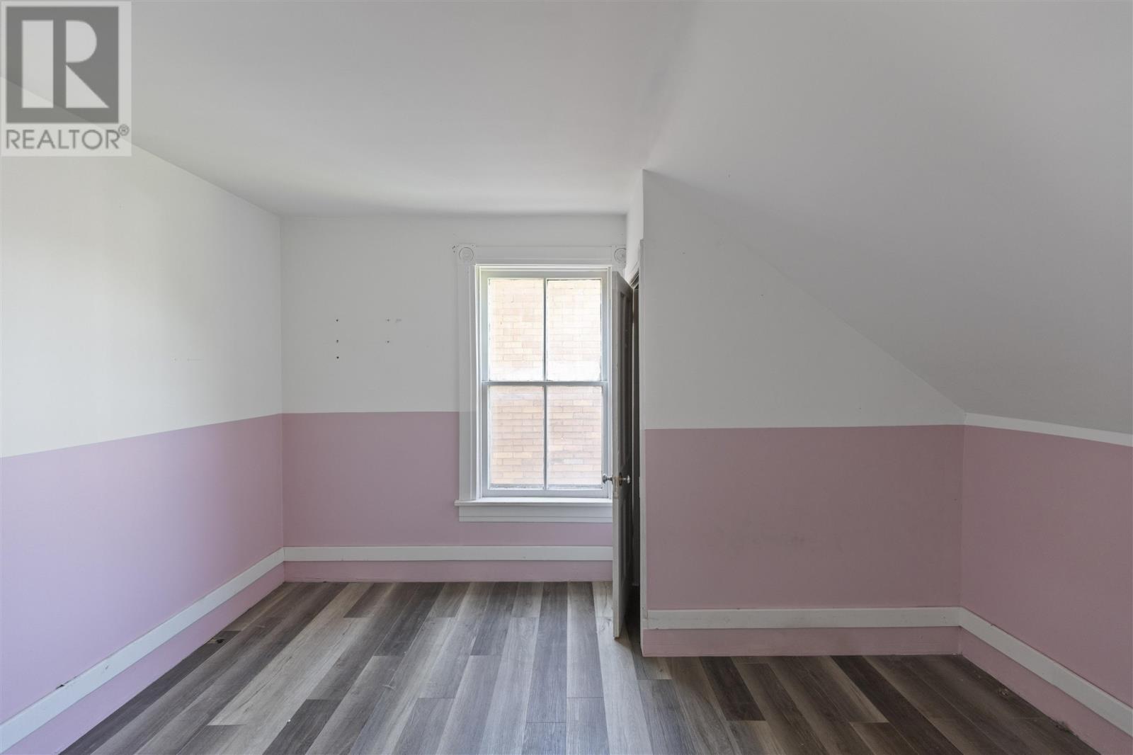 Photo 26 of 178 Albert St, Sault Ste Marie ON