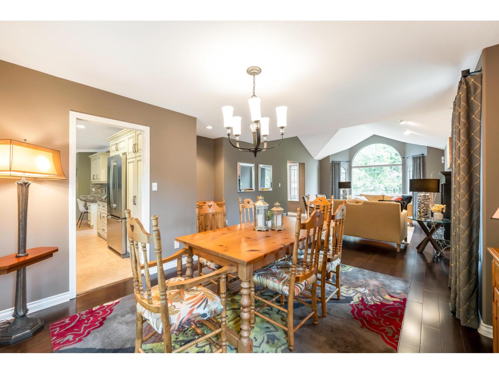 Photo 8 of 4638 215 B Street, Langley BC