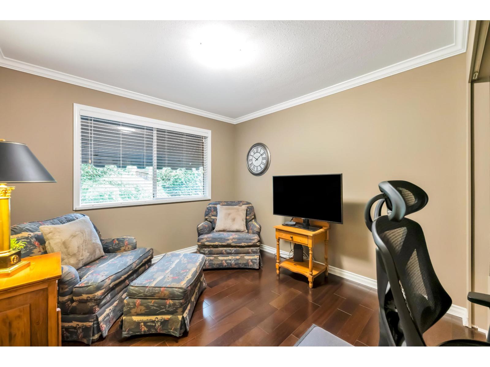 Photo 18 of 4638 215 B Street, Langley BC