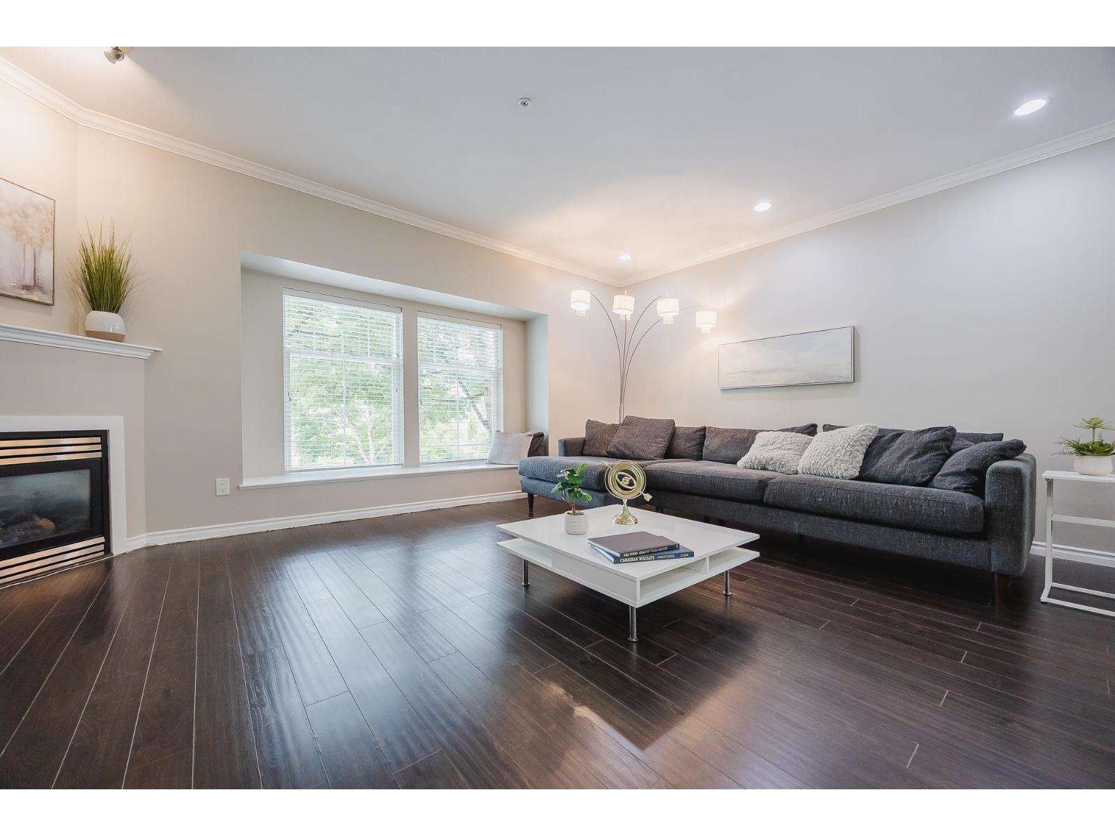 Photo 5 of 30 21535 88 Avenue, Langley BC