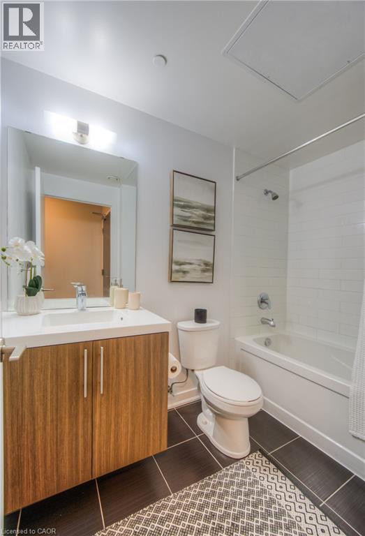 Photo 8 of 85 Duke Street W Unit 703, Kitchener ON