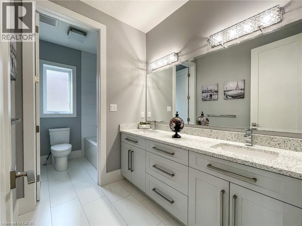 Photo 6 of 46 Paige Street, Kitchener ON
