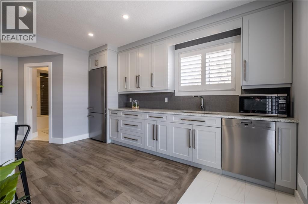 Photo 25 of 46 Paige Street, Kitchener ON