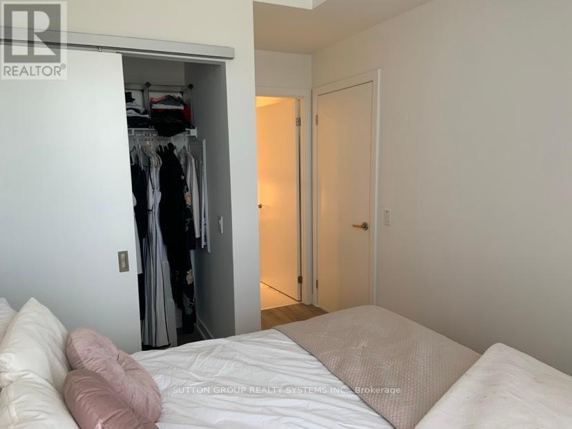 Photo 13 of 918 28 Ann Street, Mississauga ON