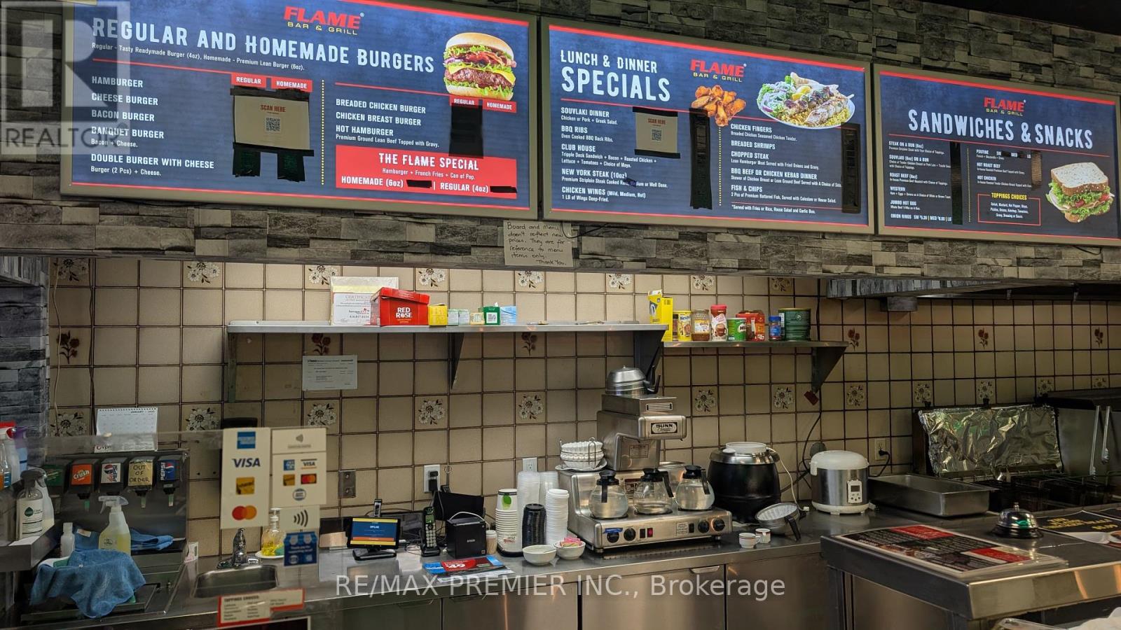 Photo 8 of 1387 Lawrence Avenue W, Toronto ON