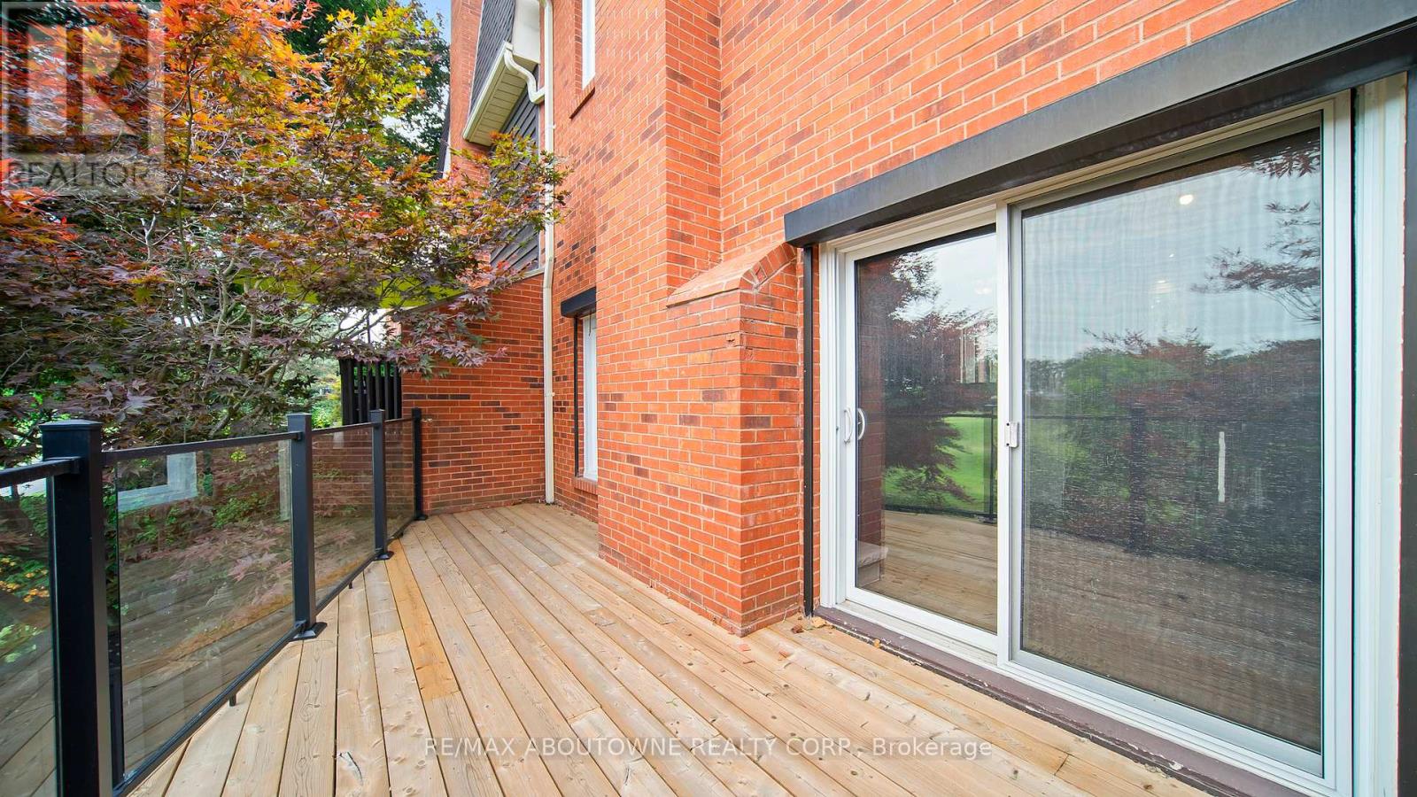 Photo 1 of 1228 Cornerbrook Place, Mississauga ON
