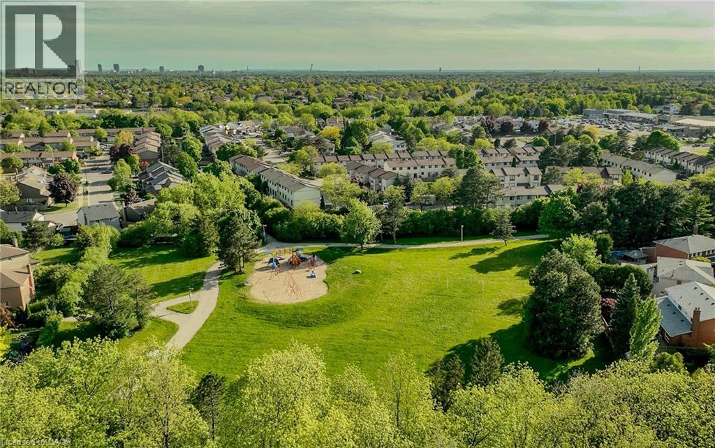 Photo 32 of 20 Manorcrest Street, Brampton ON