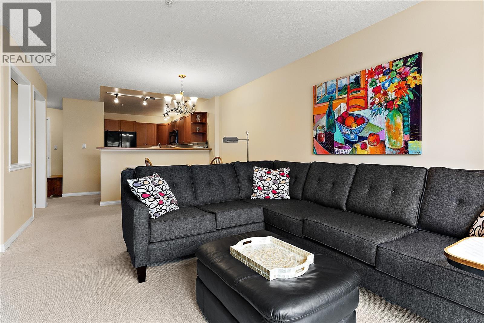 Photo 13 of 302 9840 Fifth St, Sidney BC