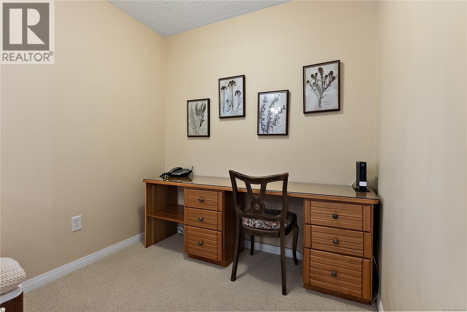 Photo 19 of 302 9840 Fifth St, Sidney BC