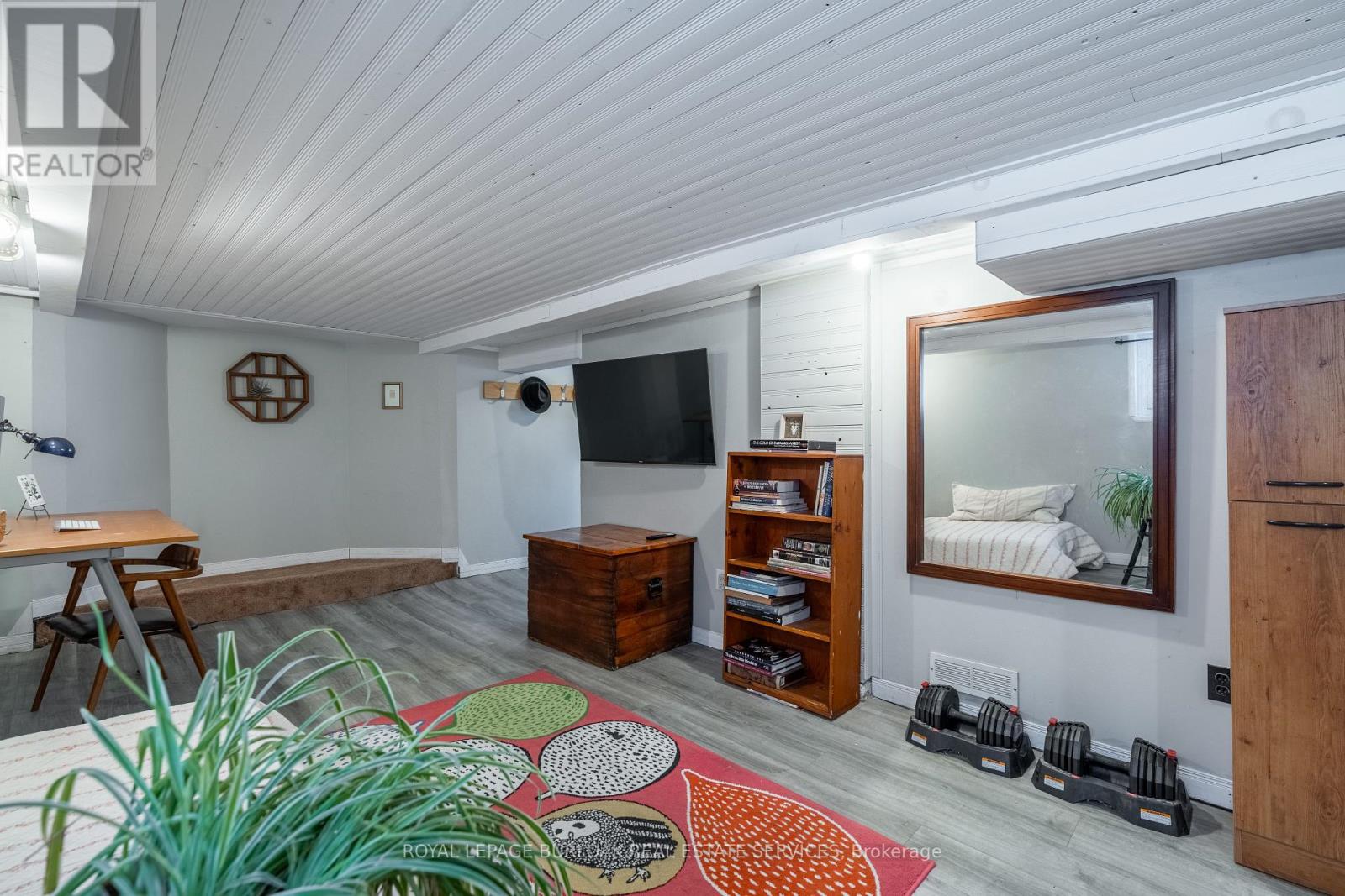 Photo 23 of 26 Weir Street S, Hamilton ON