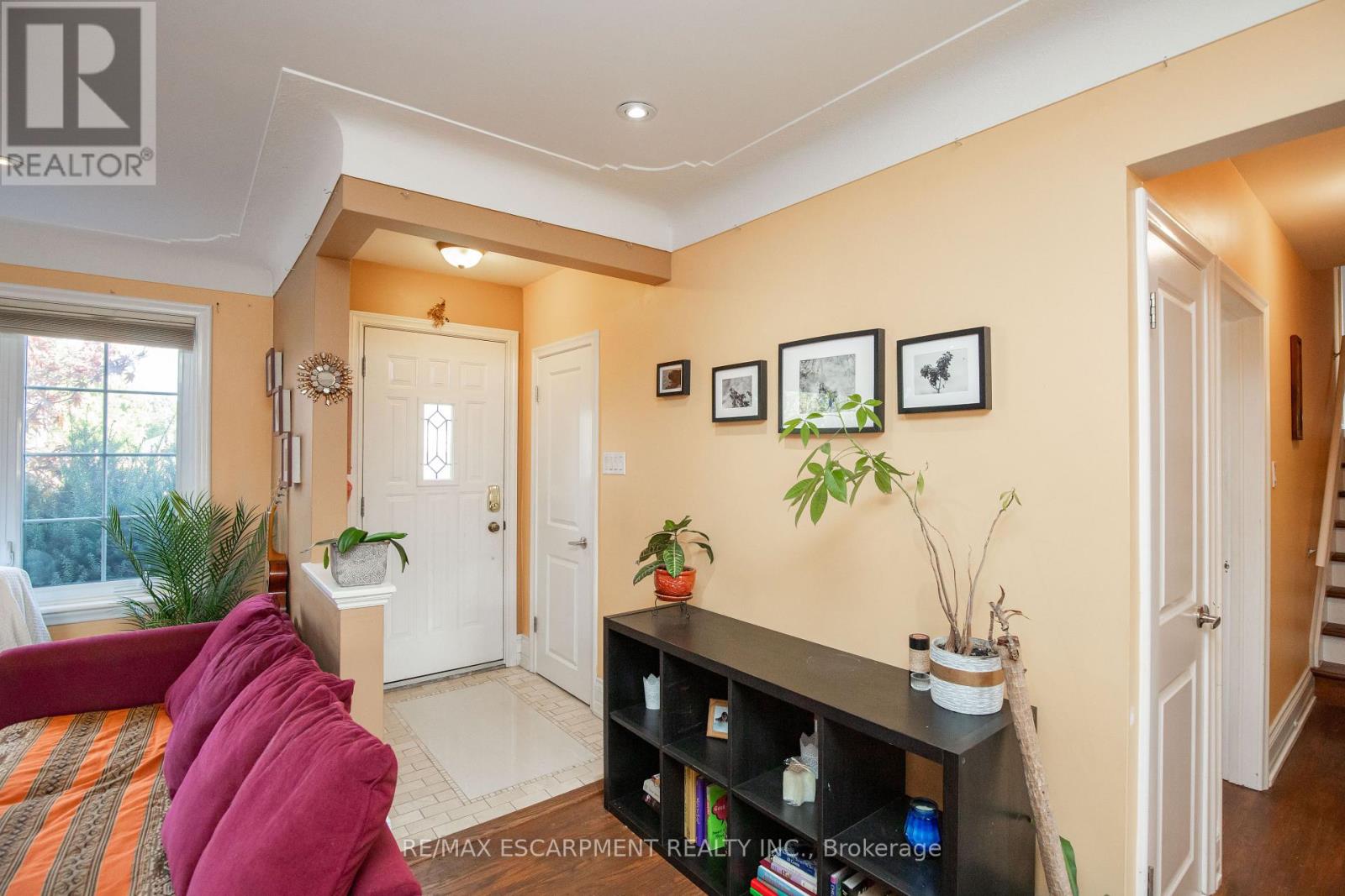 Photo 5 of 60 Ivy Lea Place, Hamilton ON