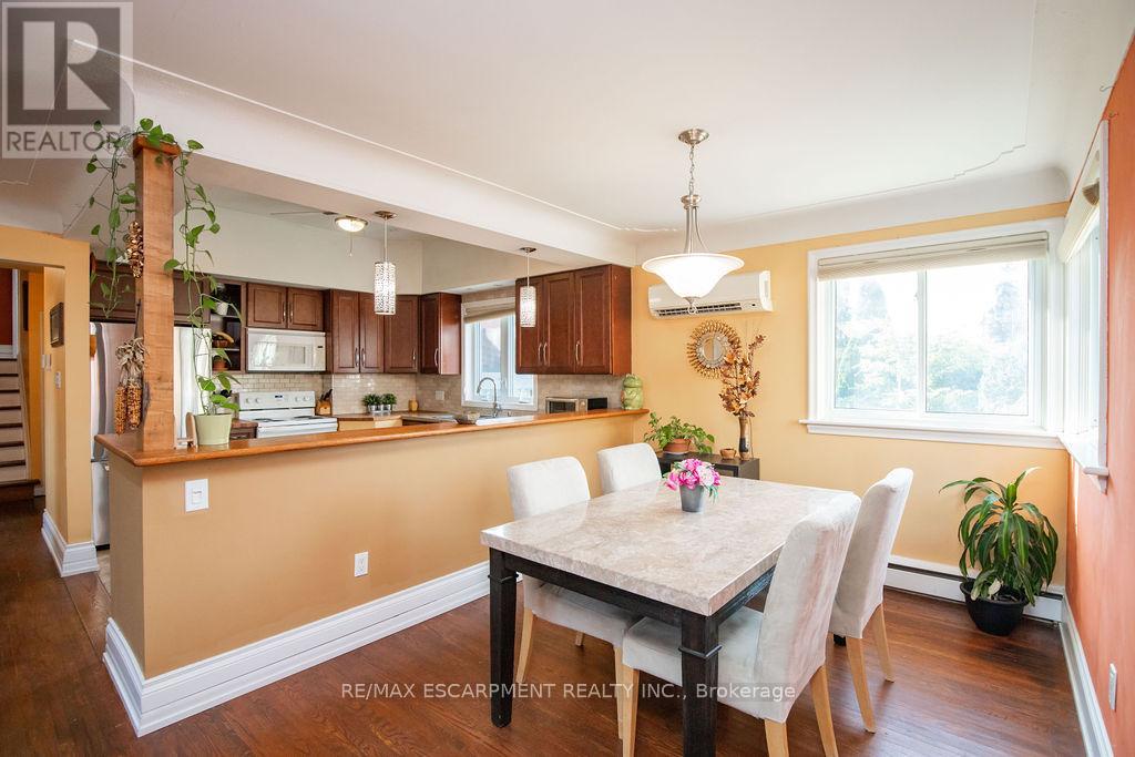 Photo 22 of 60 Ivy Lea Place, Hamilton ON