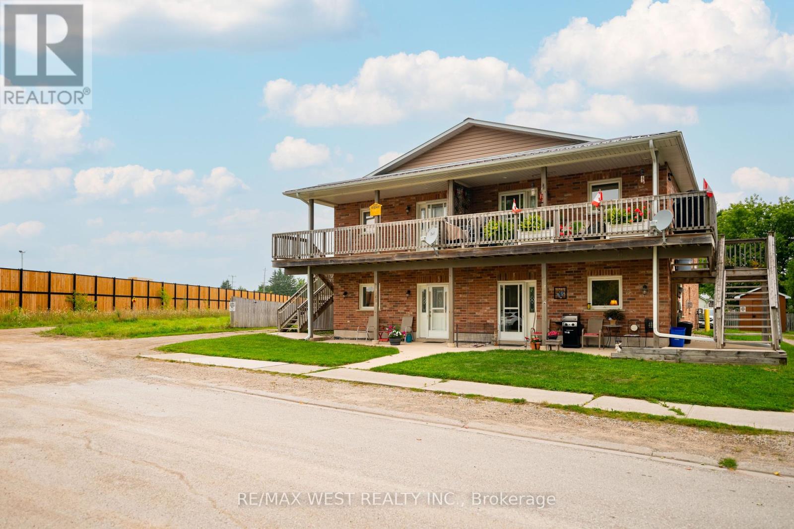 Photo 1 of 140 Joseph Street, Shelburne ON