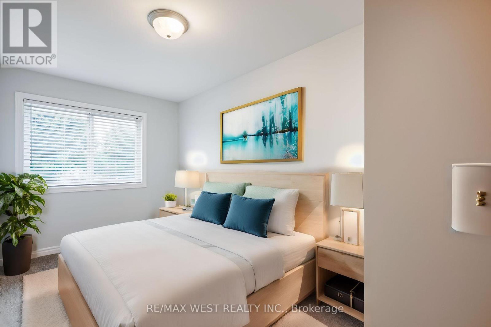 Photo 5 of 140 Joseph Street, Shelburne ON
