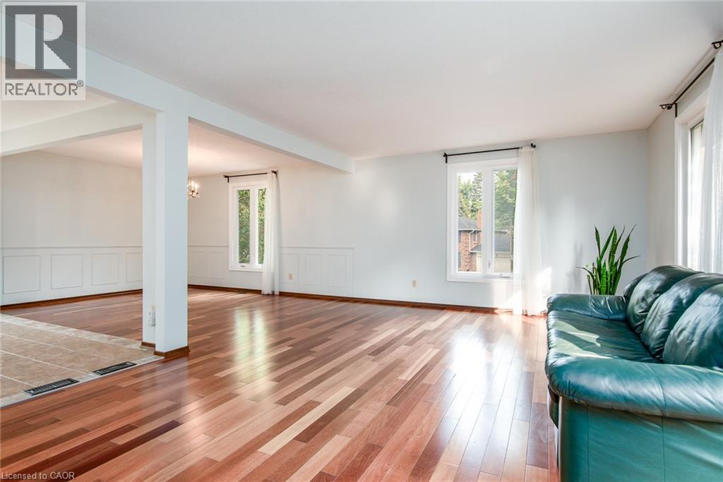 Photo 15 of 12 Academy Crescent, Waterloo ON