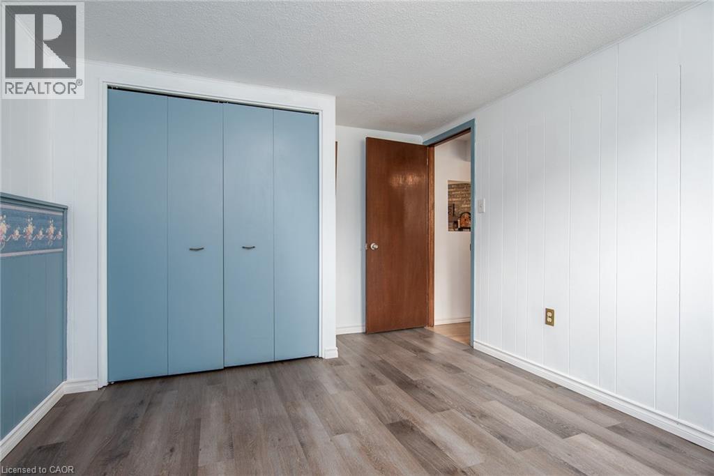 Photo 31 of 12 Academy Crescent, Waterloo ON